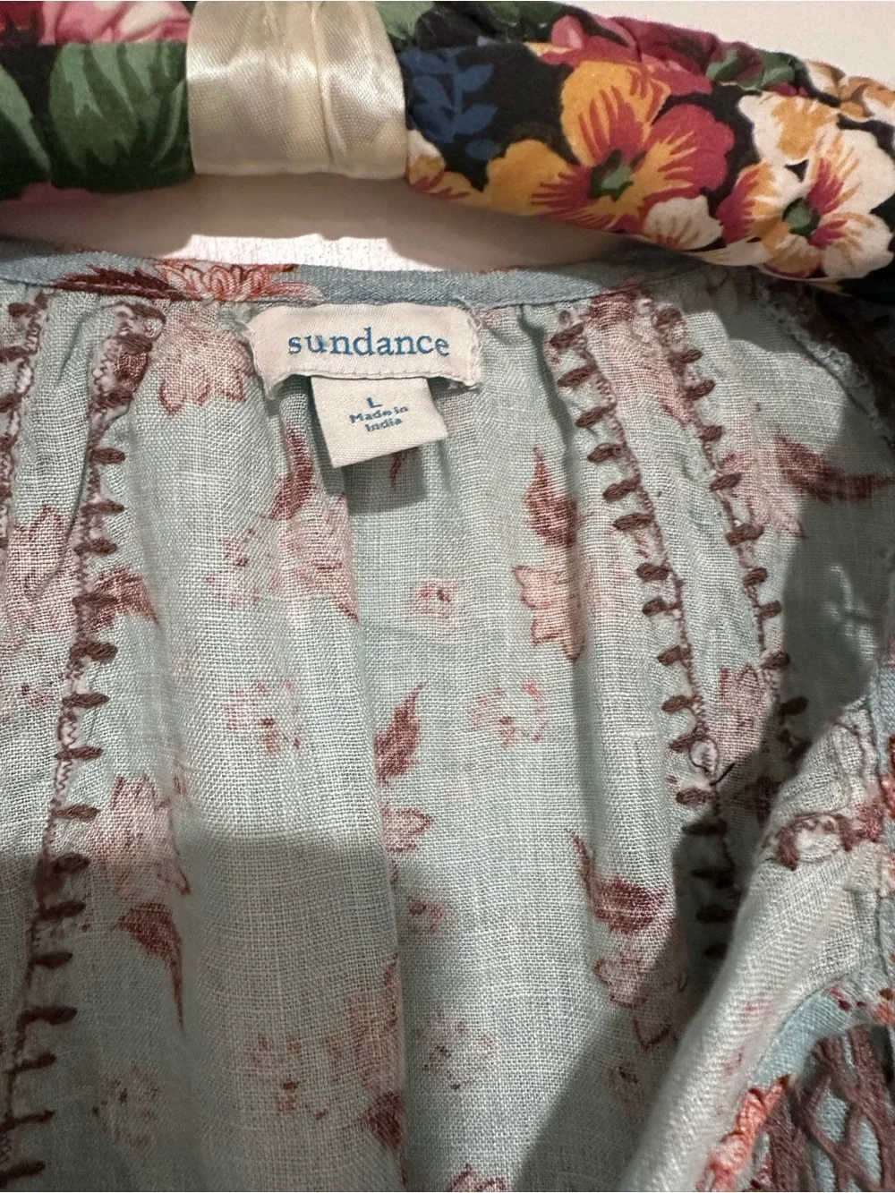 Sundance Light Blue Floral Embroidered Boho Blouse size Large like new condition - Picture 4 of 7